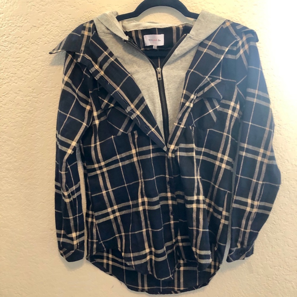 Cute hooded flannel from boutique!
